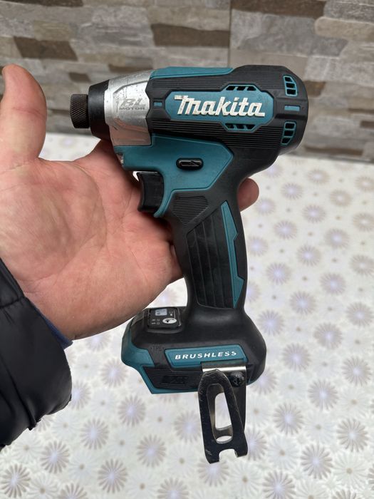 Акумулаторен ударен винтоверт Makita DTD157Z, LXT, 18 V,