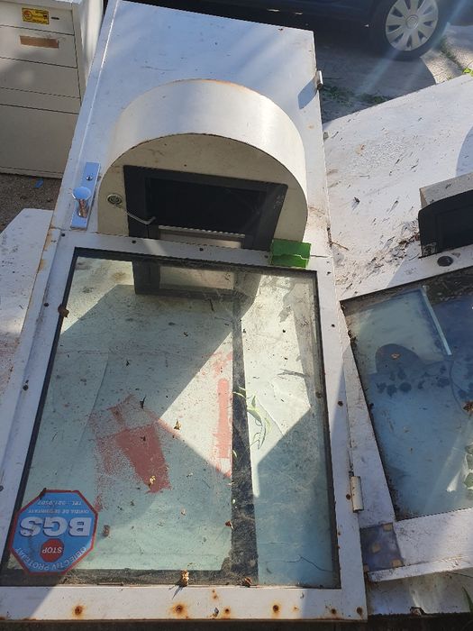 Usi blindate anti glont, am 2 uși