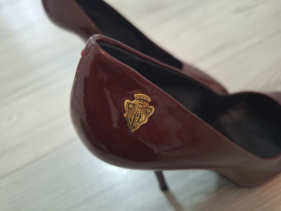 Pantofi superbi Gucci