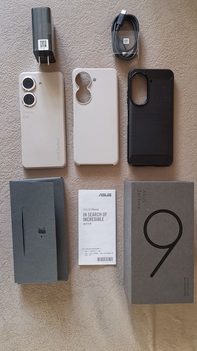 Asus Zenfone 9 5.9" SD8+Gen1 4300 mAh Отличное состояние.
