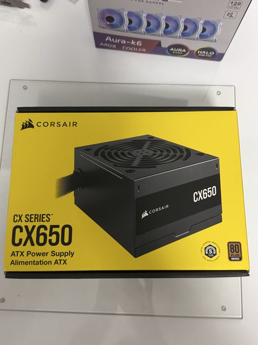 Vand sursa de pc ocz 650W semi modulara!