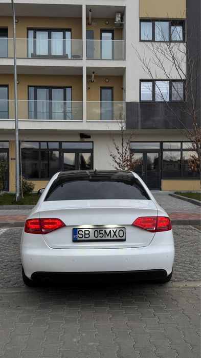 Vand Audi A4 b8 2.0d
