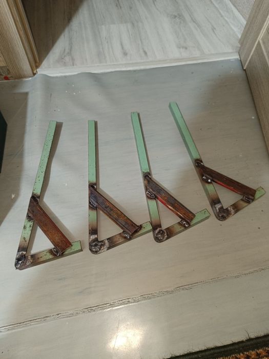 Уголки для козырька