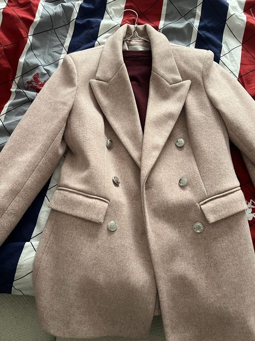 Пастеленорозово вълнено палто