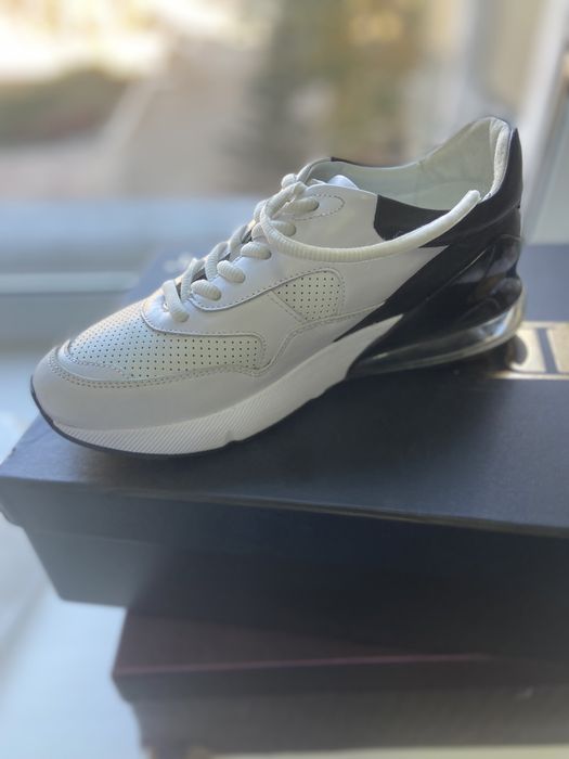 Продам пальто ,обувь