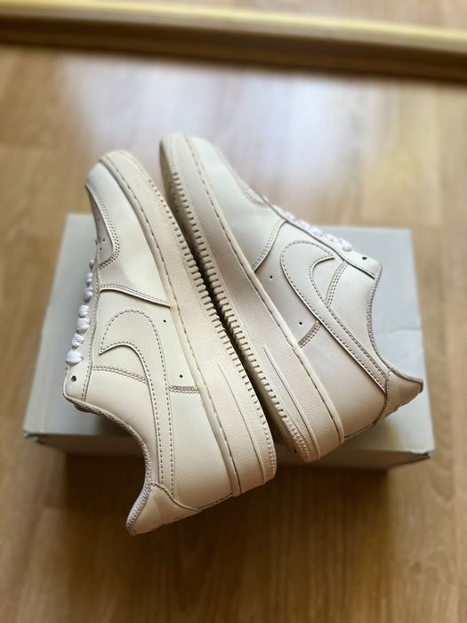 Nike AIR FORCE 1 pe Alb