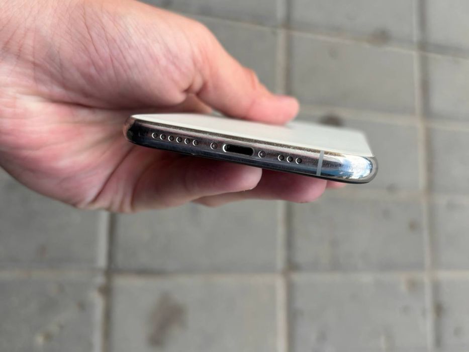 Iphone 11 pro 64 gb