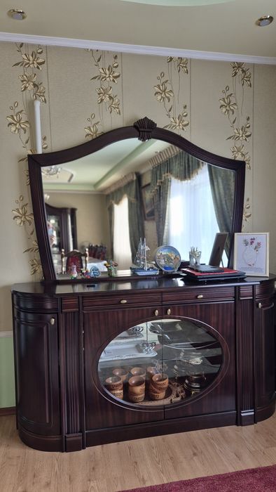 Залға арналған сервант, комод, стол, орындықтар