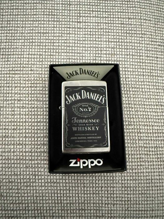 Brichetă Zippo Jack Daniel's NOU!