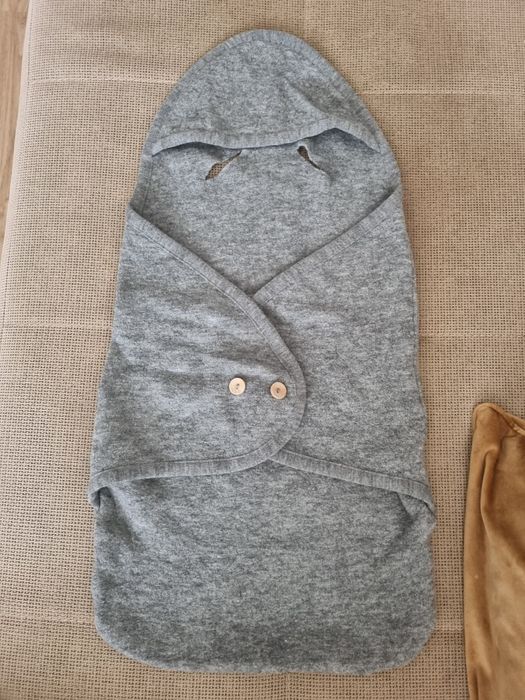 Завивка за стол за кола/количка