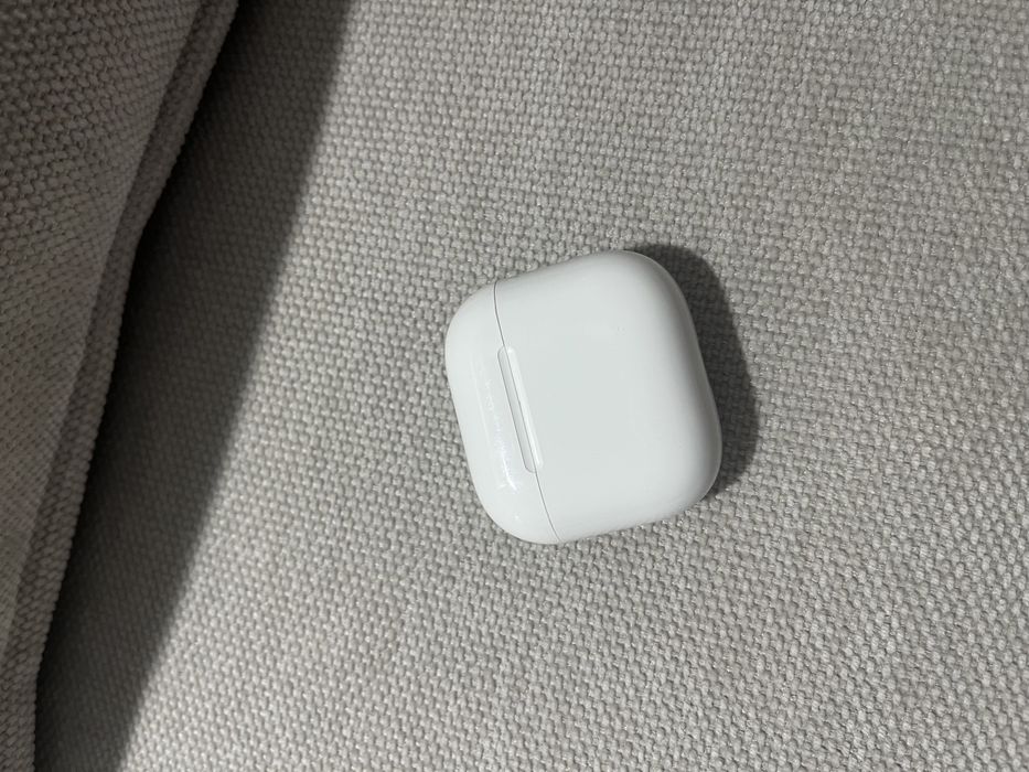 Оригинал Аирподс 4 без коробки