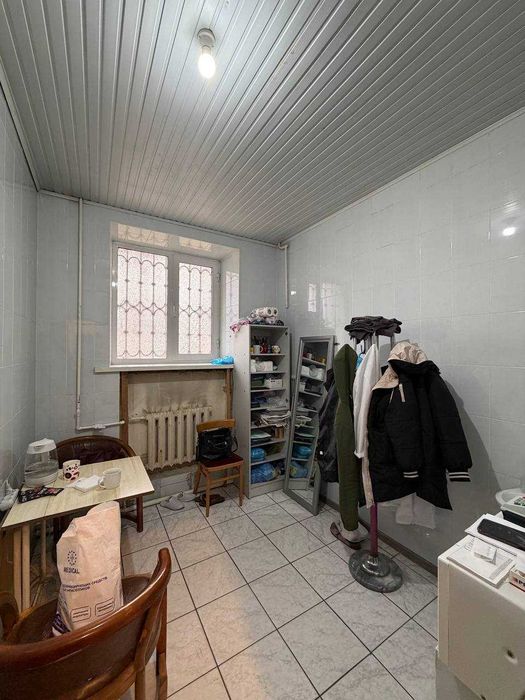 метро Буюк Ипак Йули нежилой 1 линия 120м2 под Магазин, Офис, Клинику