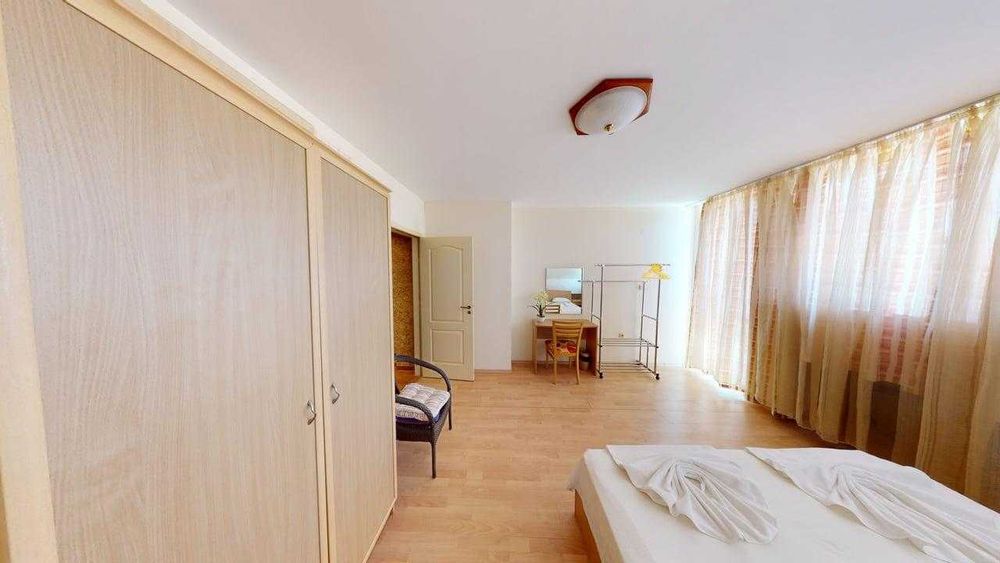 Продава се Тристаен апартамент в к.к. Слънчев бряг - 116 кв.м за 940 €/кв.м - Снимка #7