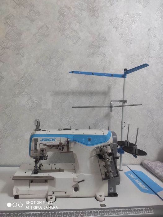 Жек.  Рашма      тикув машинаси сотилади