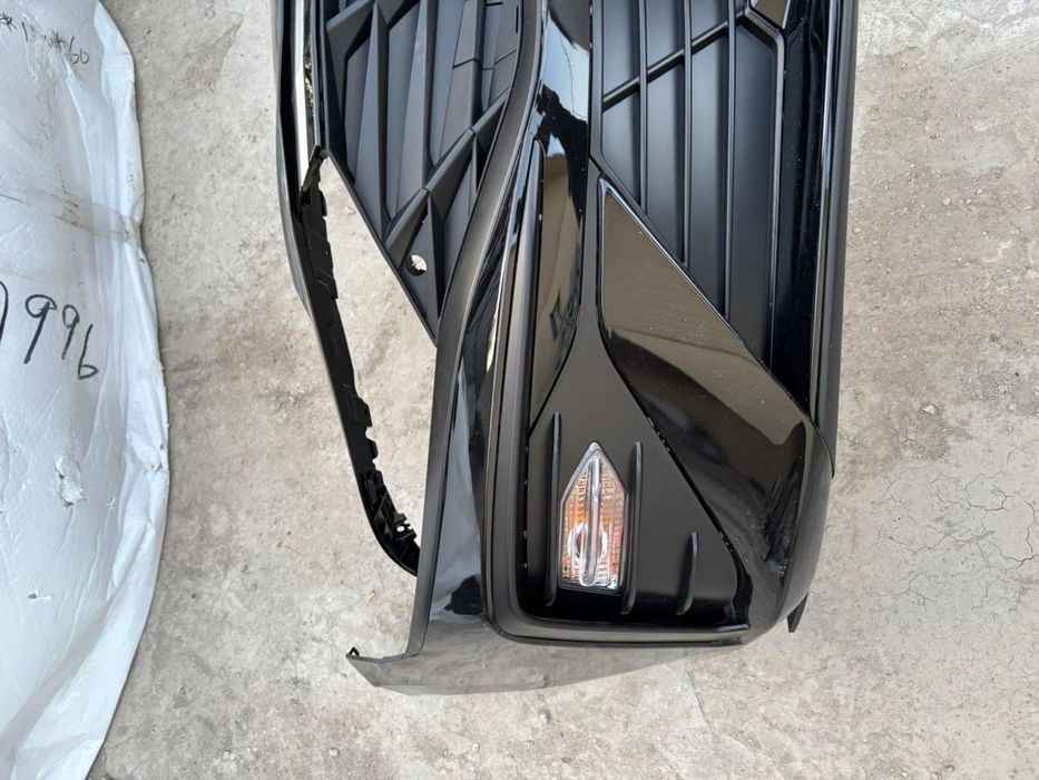 Бампер hyundai Elantra 2023