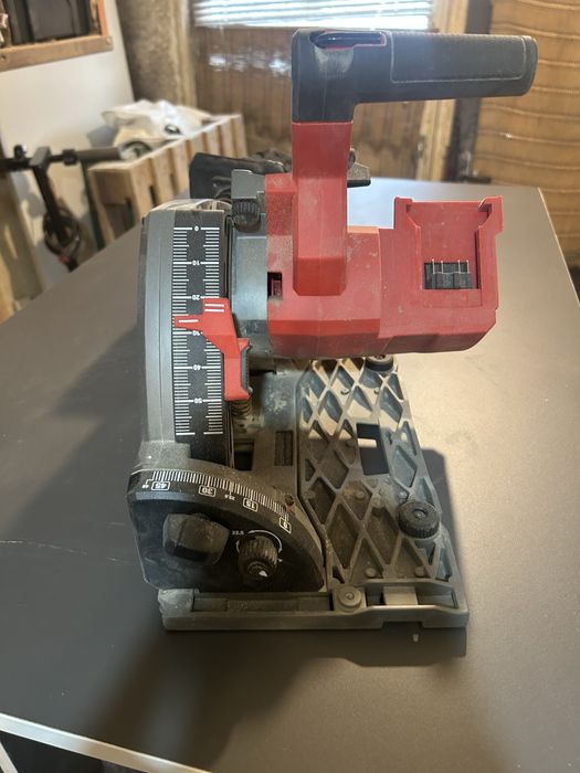 Циркуляр milwaukee