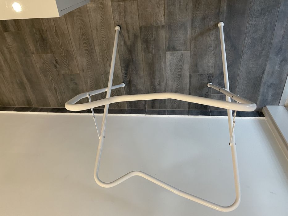 Вана за къпане на бебе със стойка