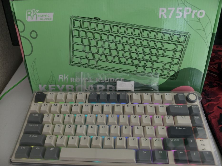 Royal kludge r75 pro клавиатура+ коврик