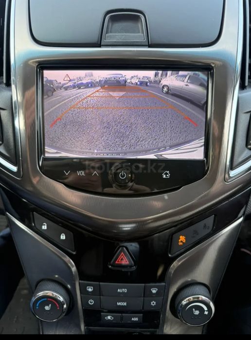 Продам авто Шевроле круз 1.8