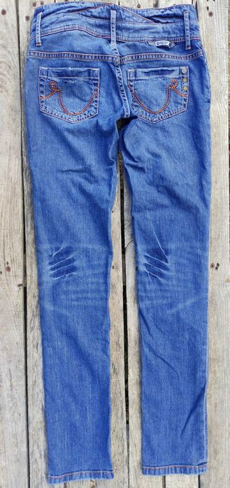 Оригинални дамски дънки Roxy