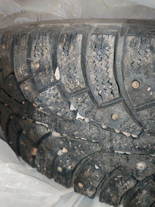 Шины в хорошем состоянии 25000