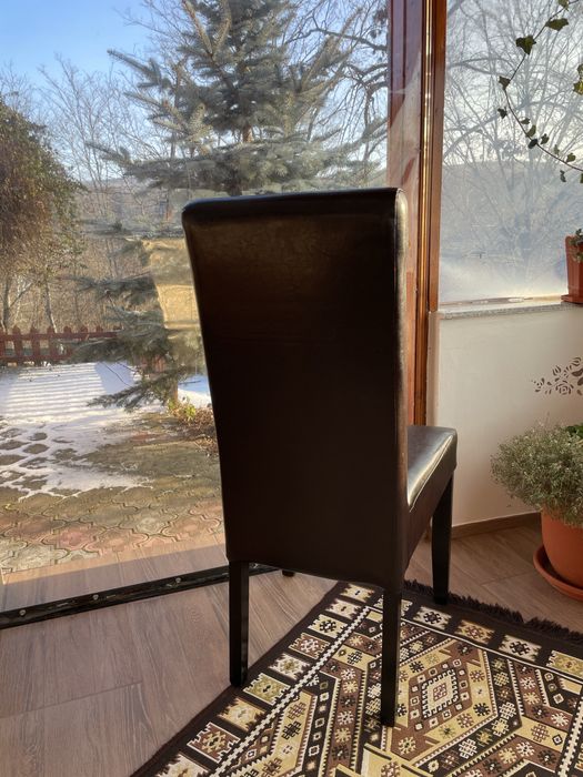 4 Scaune din imitatie piele