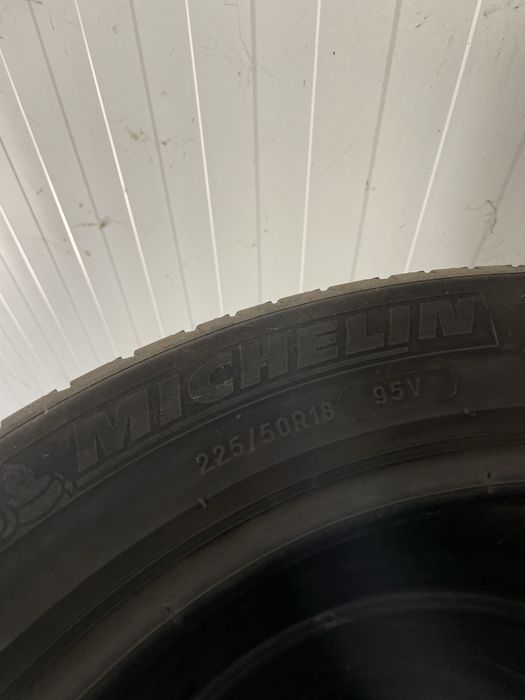 225/50/18 MICHELIN 2бр.