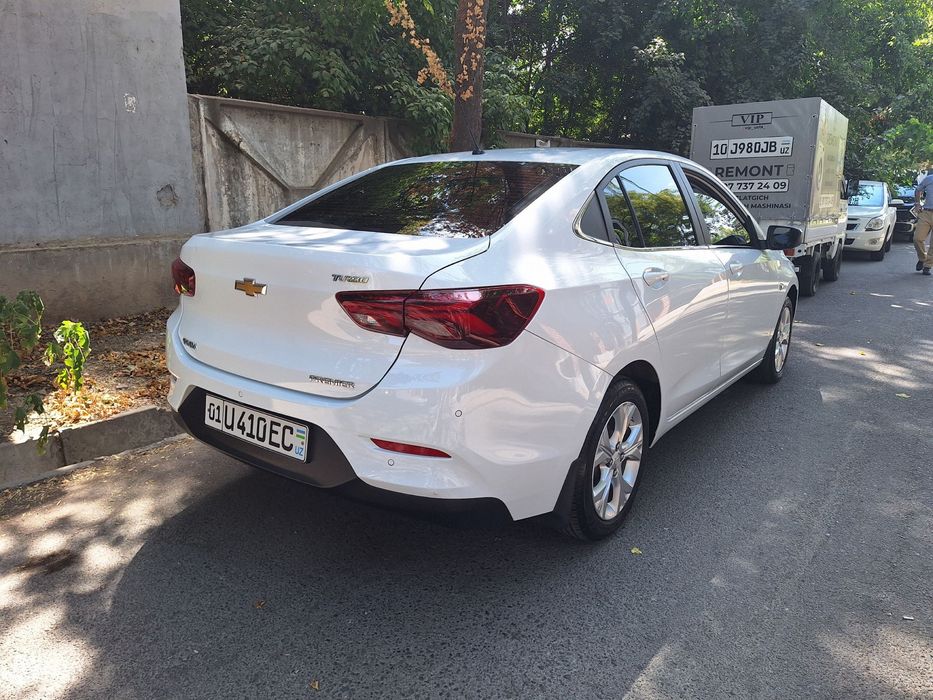 Onix 1.2turbo premier