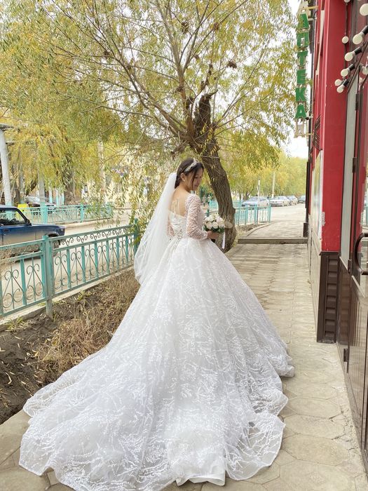 свадебные платье