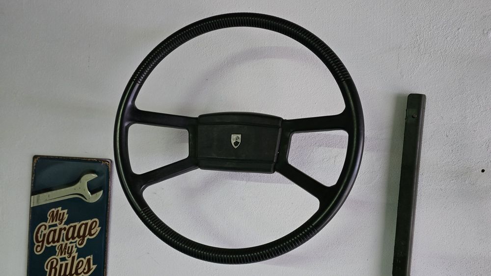 Volan Dacia, volan lada