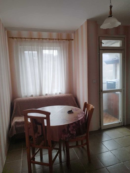 Дава се под наем Четиристаен апартамент в Стара Загора, Център - 86 кв.м за 255 € - Снимка #10