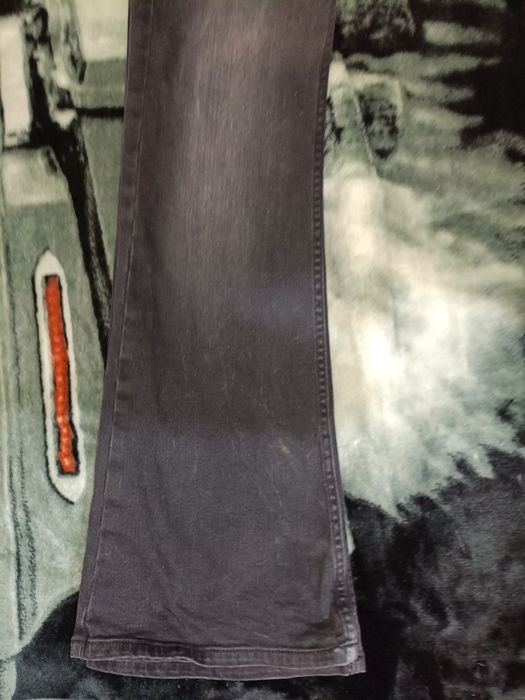 Джинсы клеш Bershka