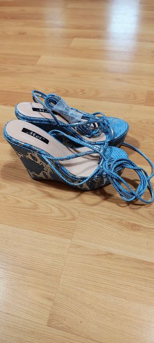 Дамски летни обувки