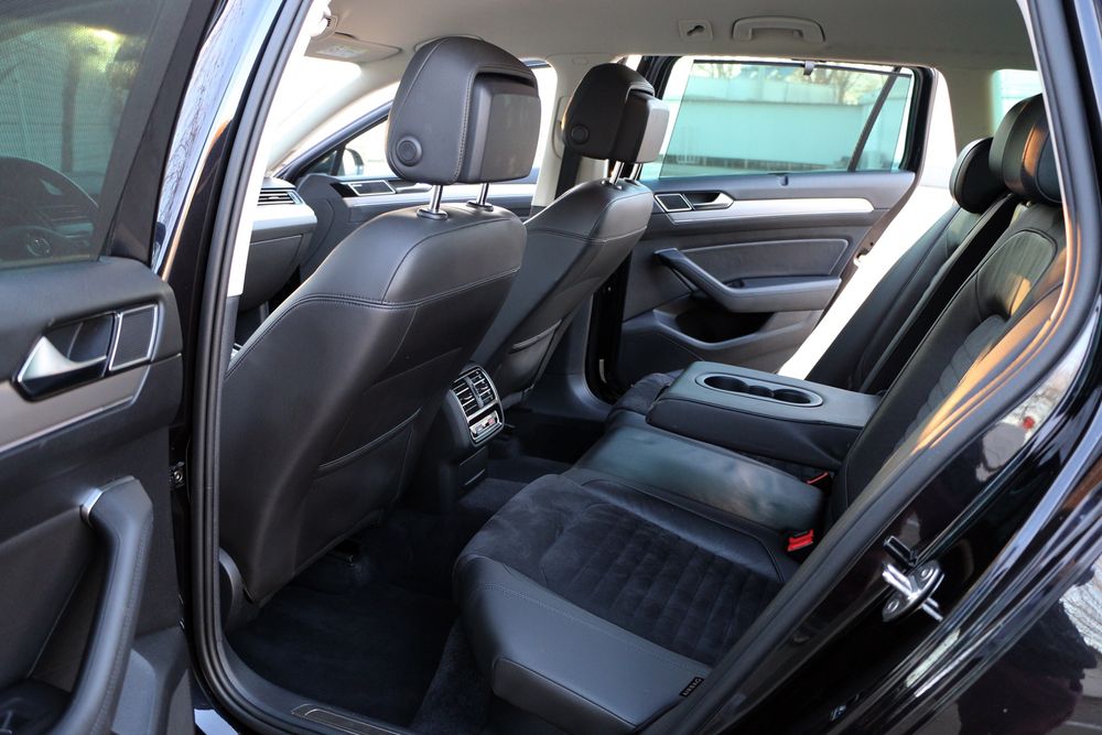 Vw passat/bitdi/4motion/side lane front asist/acc/dynaudio/websato