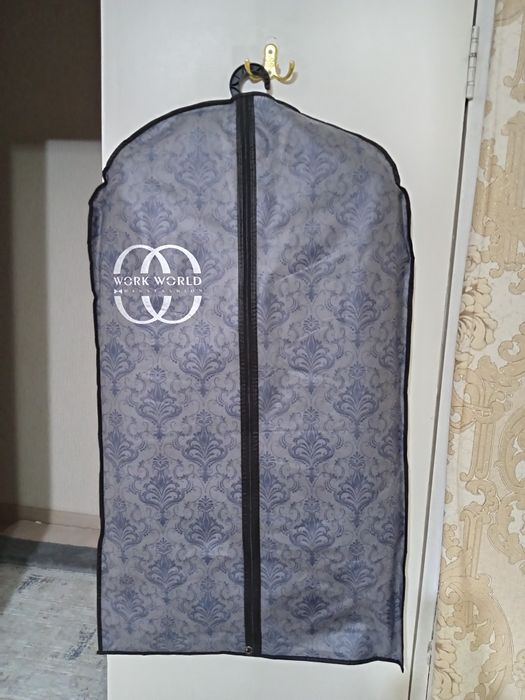 Продоется тройка почти новый