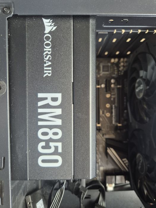 Sursa Corsair RM 850