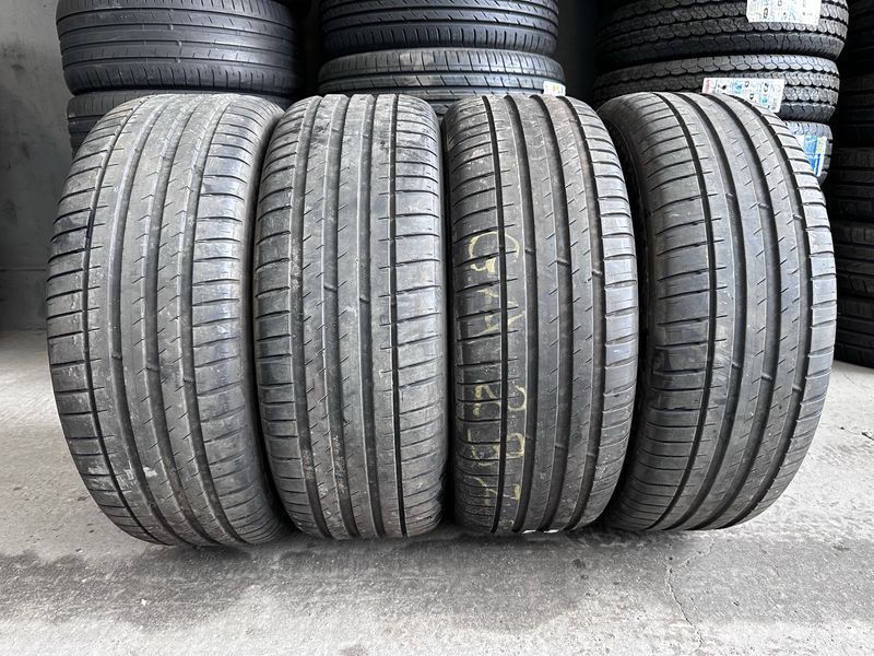 235/60/18 MICHELIN 4бр