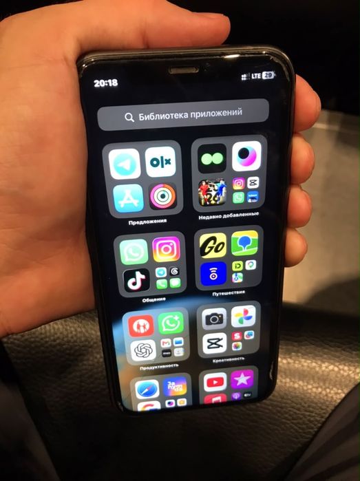 Iphone 11 64 BLAk
