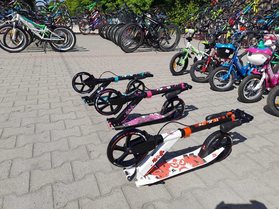 BYOX Детска тротинетка SPOOKY