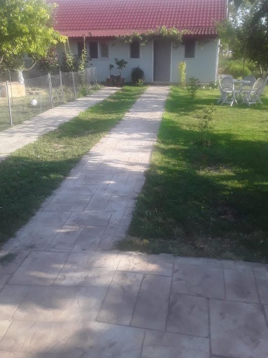 Teren cu casa 25 €/mp Corbu