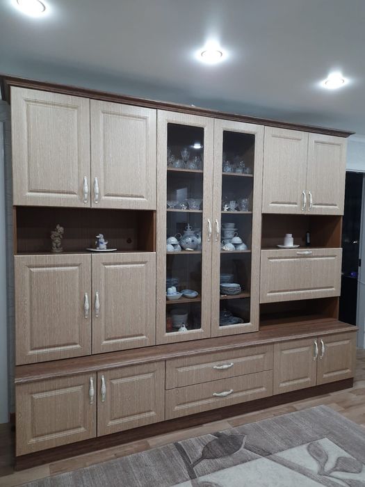 Продам стенку очень хорошего качества