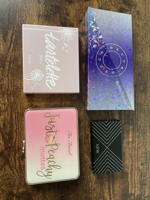 НОВИ палитри сенки за очи хайлайтър Tarte Tartelette Becca Too Faced