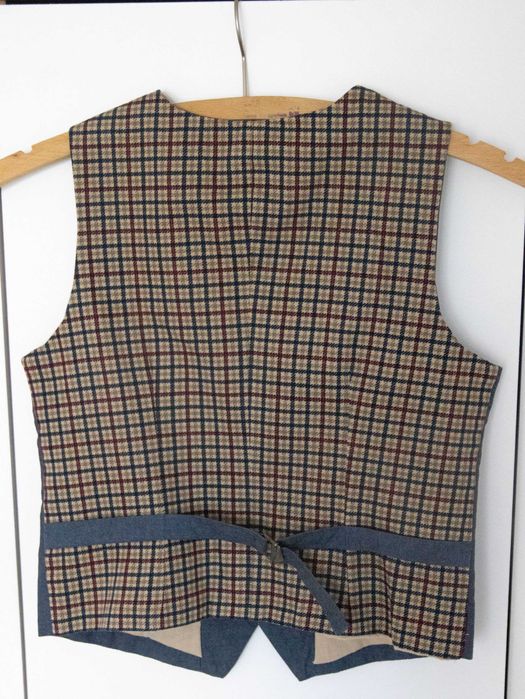 Стилна детска жилетка за момче официална