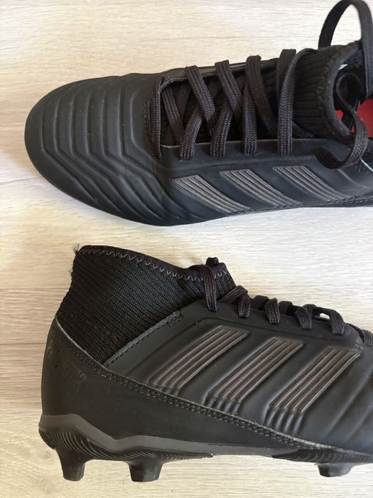 Adidas Predator Бутонки Football Shoes