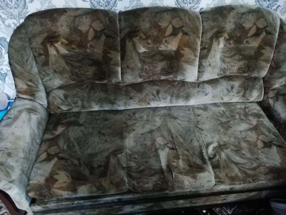 Продам диван 10000