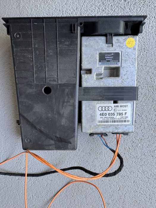 Unitate muzica Audi A6 C6 A8 D3 Q7 AMI 2G(Audi Music Interface)