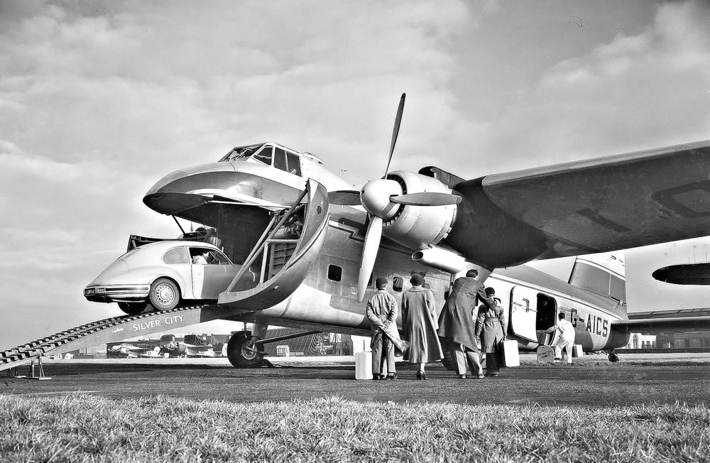 сборная модель самолета Bristol 170 в масштабе 1/72 Англия Раритет!
