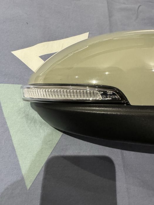 Chevrolet Cruze Зеркало бокавой левый правый 2009