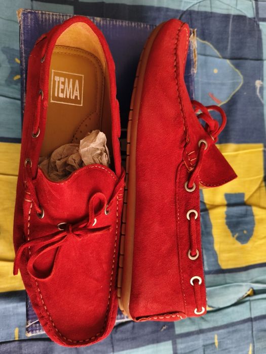 Продам фирменные макасины