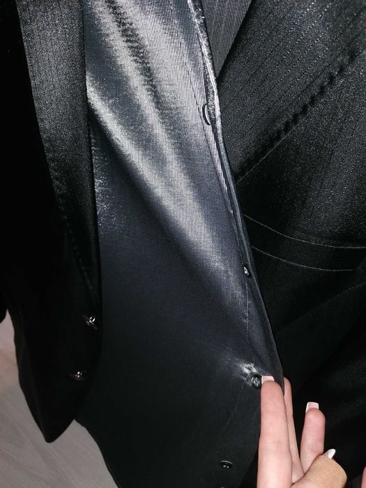 Мъжки официален костюм